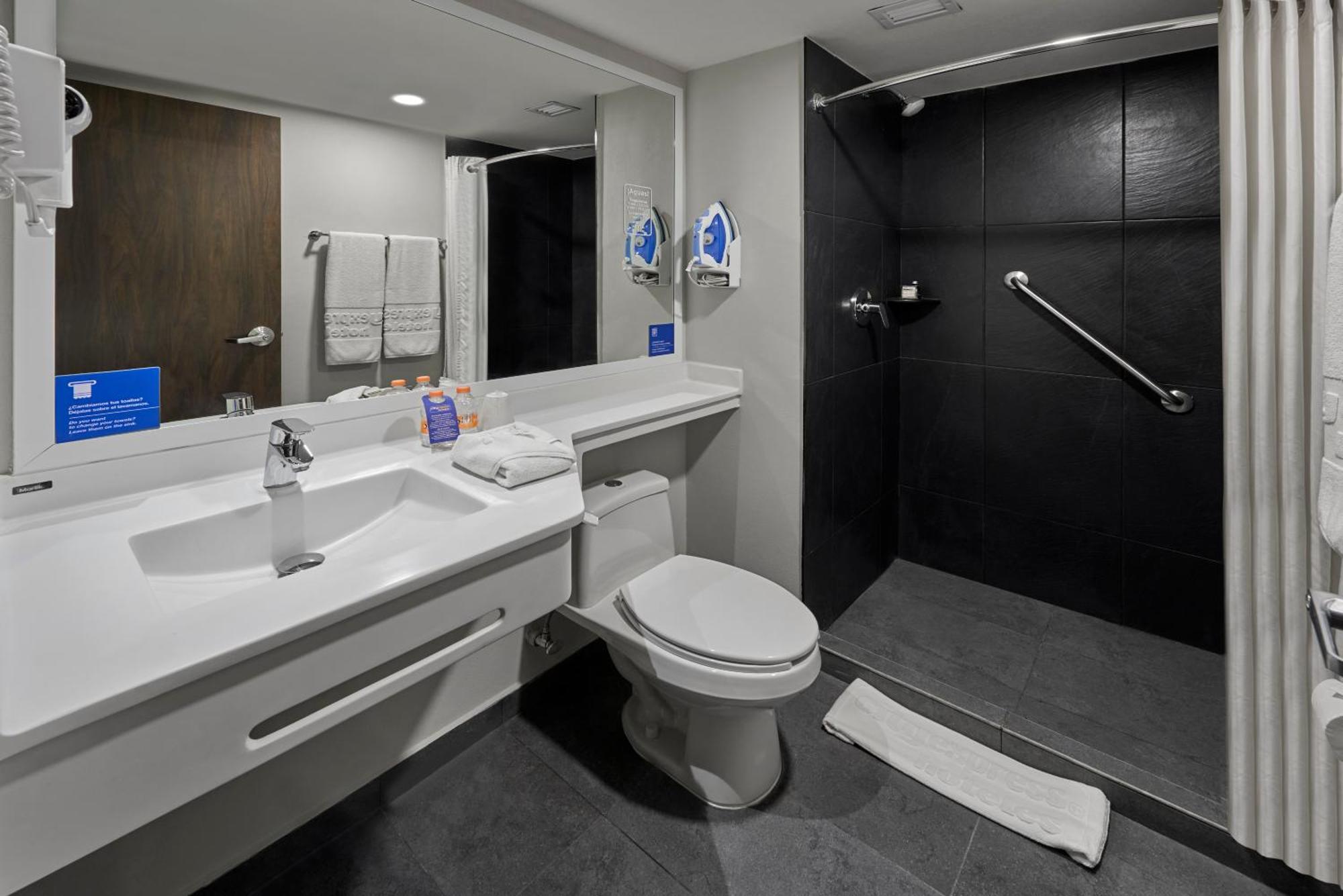 City Express By Marriott Reynosa Aeropuerto Екстериор снимка