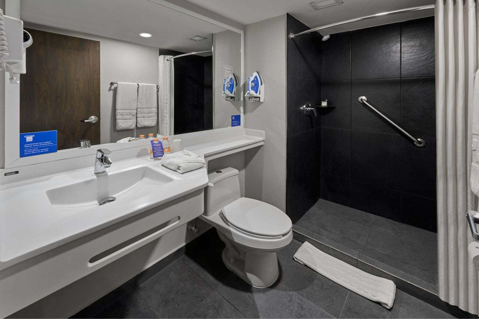 City Express By Marriott Reynosa Aeropuerto Екстериор снимка