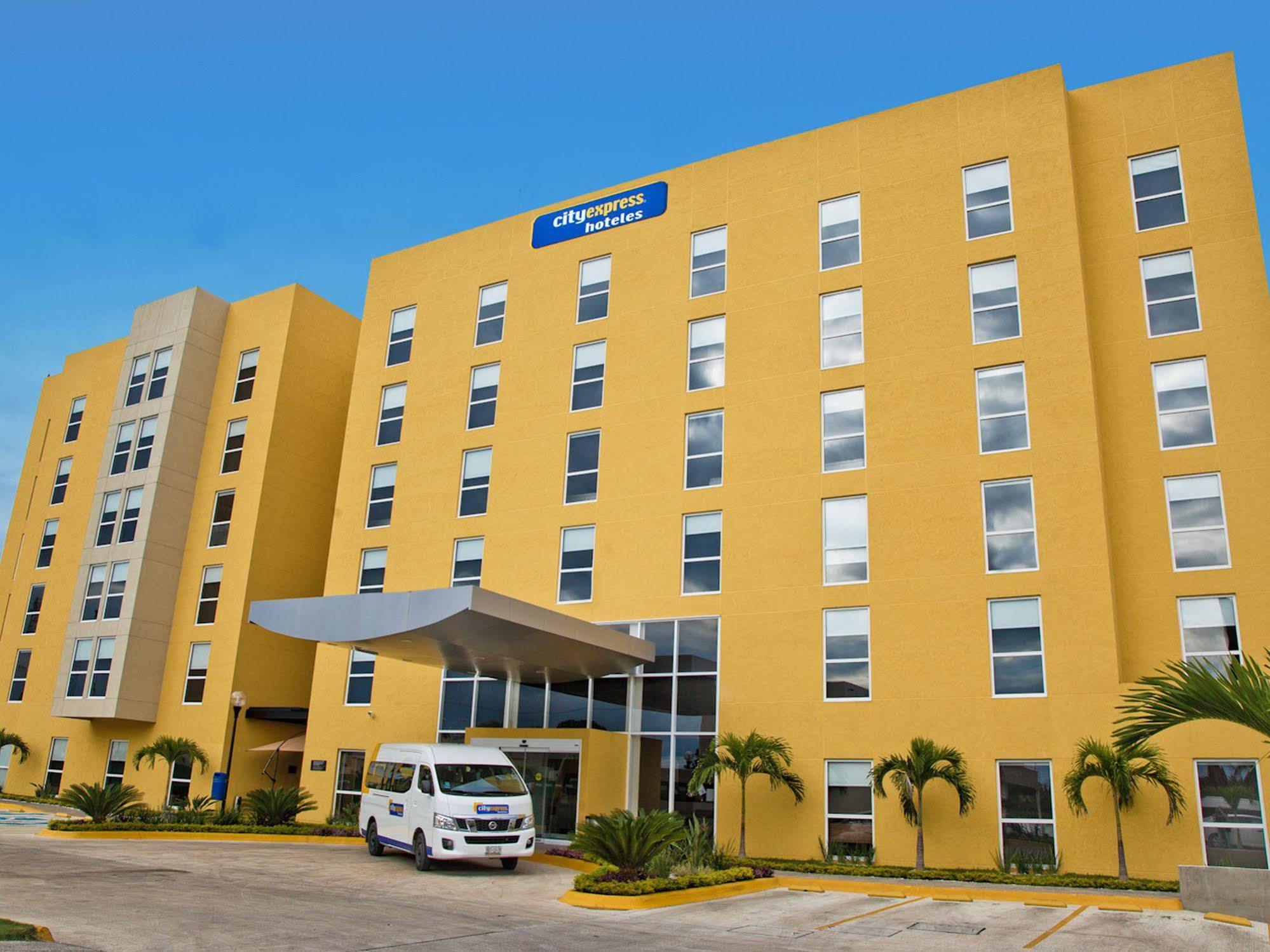 City Express By Marriott Reynosa Aeropuerto Екстериор снимка